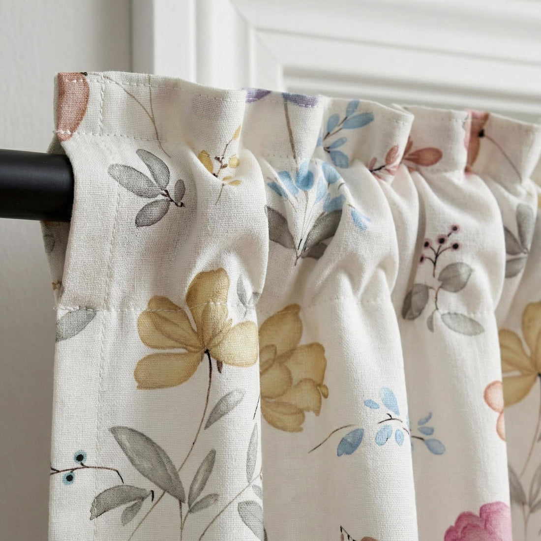 Pastel Floral Linen Curtains - Organic Fabric, Blackout or Light Filtering — image 1