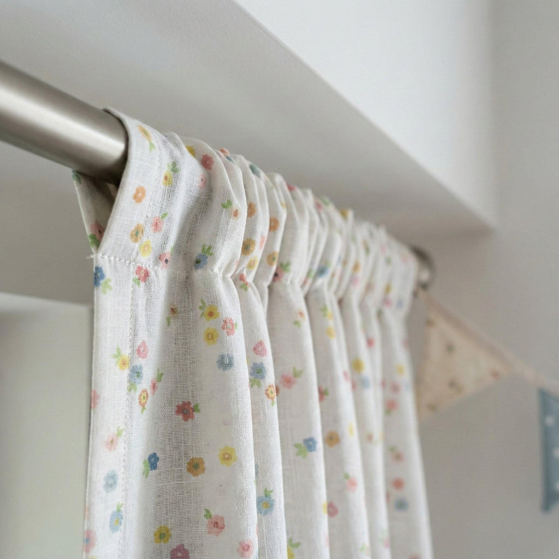 Ditsy Floral Linen Curtain | Pastel Flower Print, Kids Room — image 1