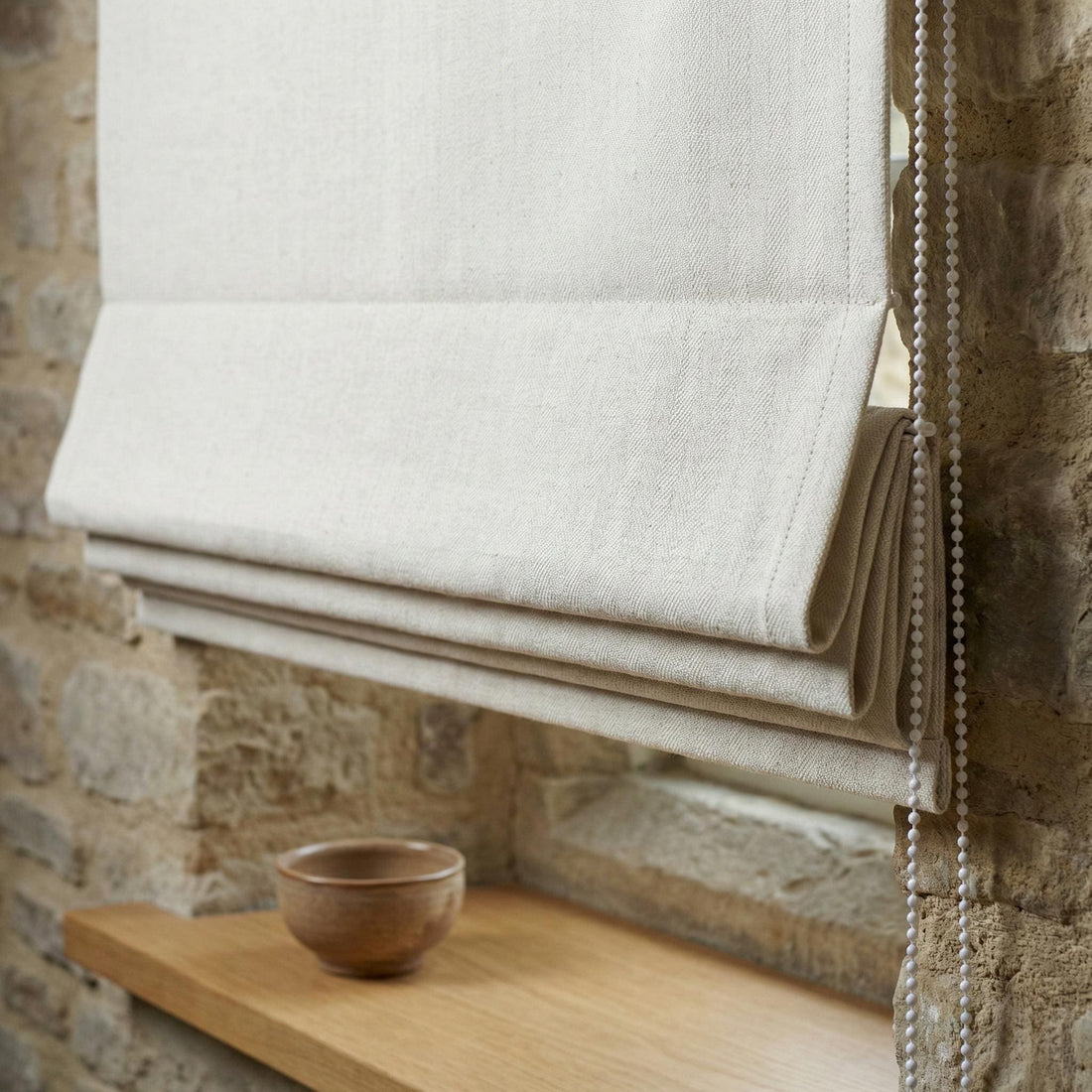 Ivory Herringbone Linen Roman Shade, Oeko-Tex Custom Blind, Light Filter/Blackout — image 1