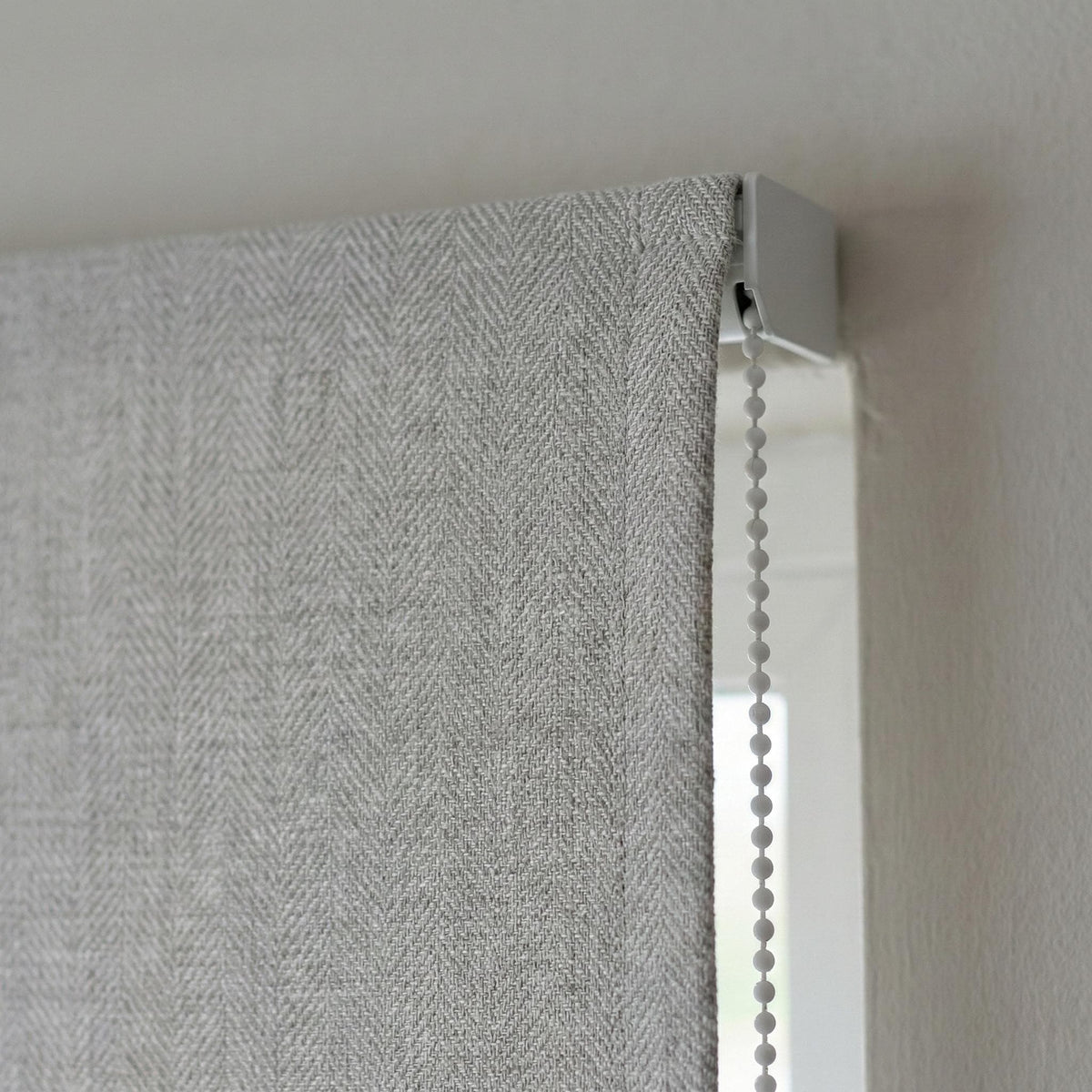 Custom Light Gray Linen Herringbone Roman Shade, OEKO-TEX Liner — image 5