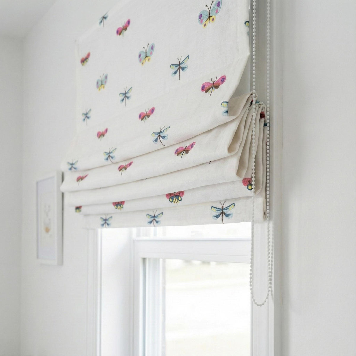 Dragonfly & Butterfly Roman Shade: Linen Nursery Window Blind (Made to Measure) — image 3