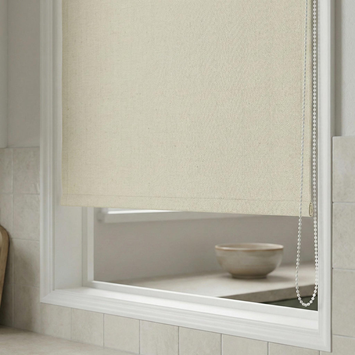 Oatmeal Linen Roman Shade, Herringbone Weave, Custom Corded Blind — image 9