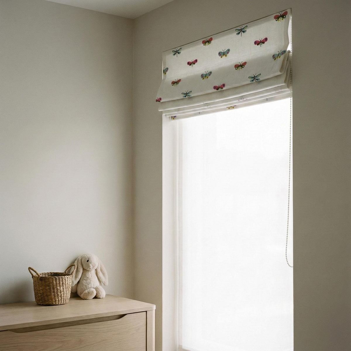 Dragonfly & Butterfly Roman Shade: Linen Nursery Window Blind (Made to Measure) — image 4