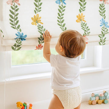 Kids Roman Shade - White Linen with Cheerful Floral Embroidery — image 1