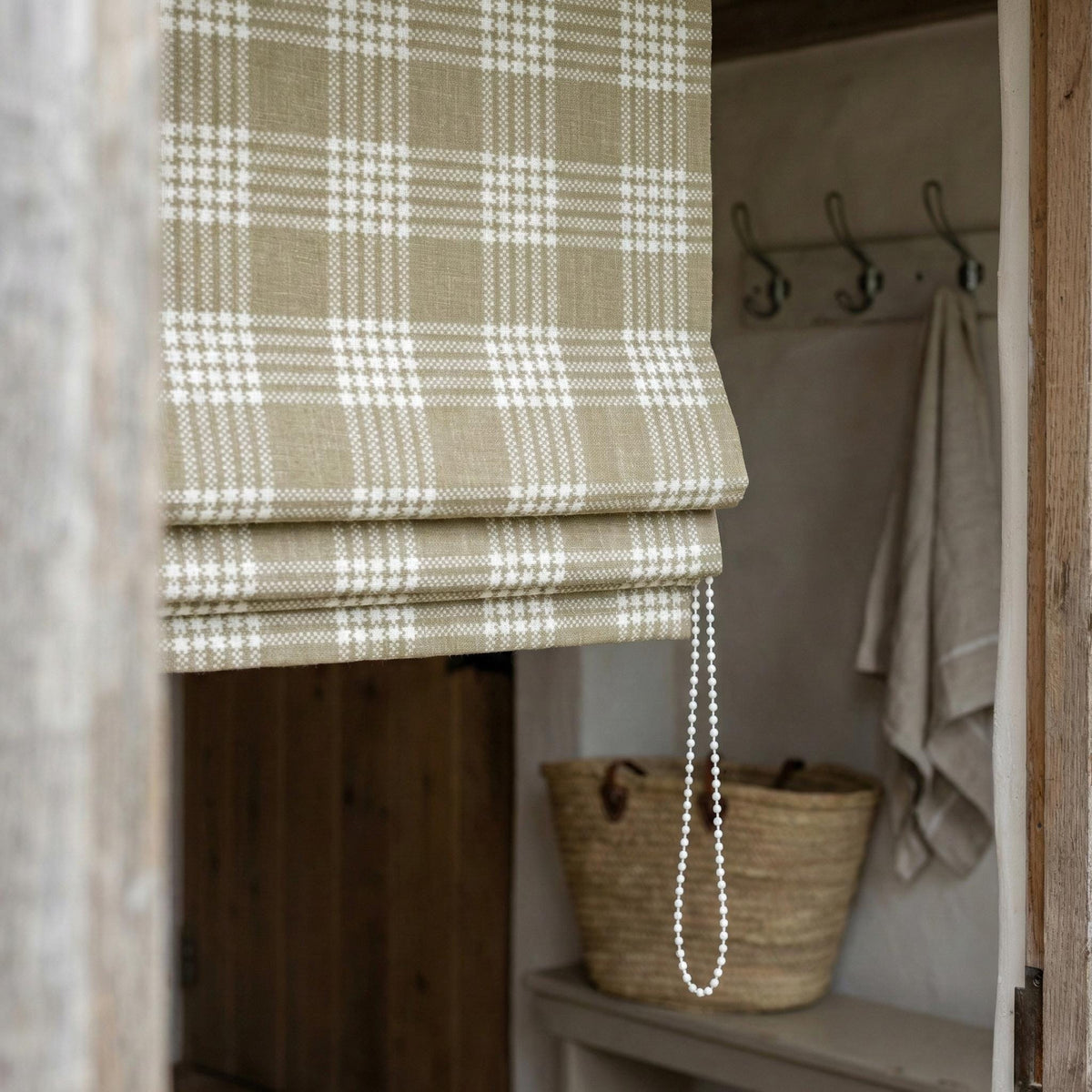 Olive Green Plaid Linen Roman Shade, Farmhouse Window Blind, Custom Made to Measure — image 5