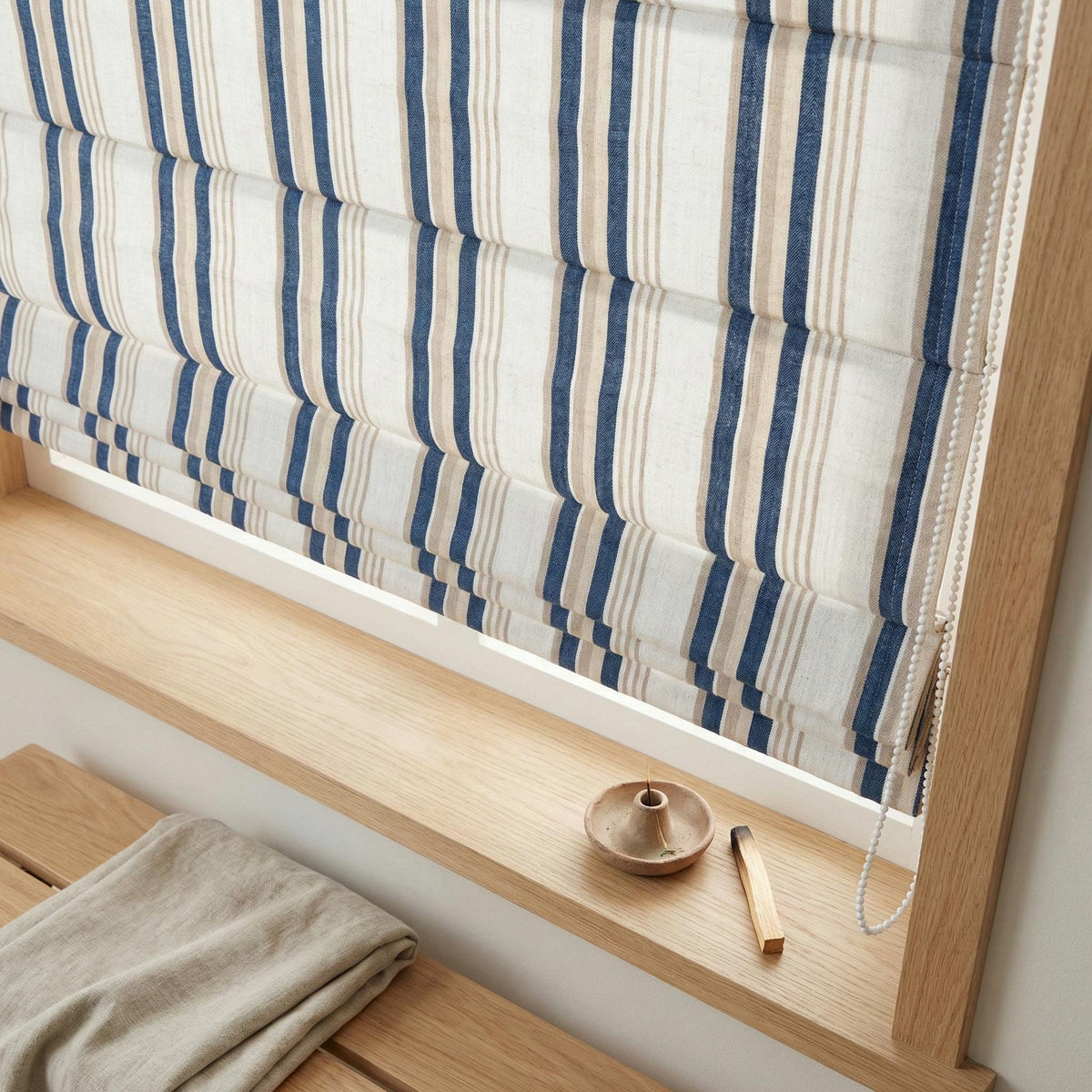 Blue Ticking Stripe Linen Roman Shade, Navy Beige Farmhouse Window Blind (Light Filtering/Blackout) — image 5