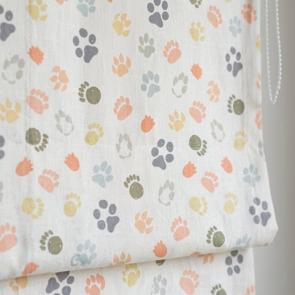 Paw Print Nursery Roman Blinds, Colorful Animal Tracks Linen Window Shade (Blackout Option) — image 1