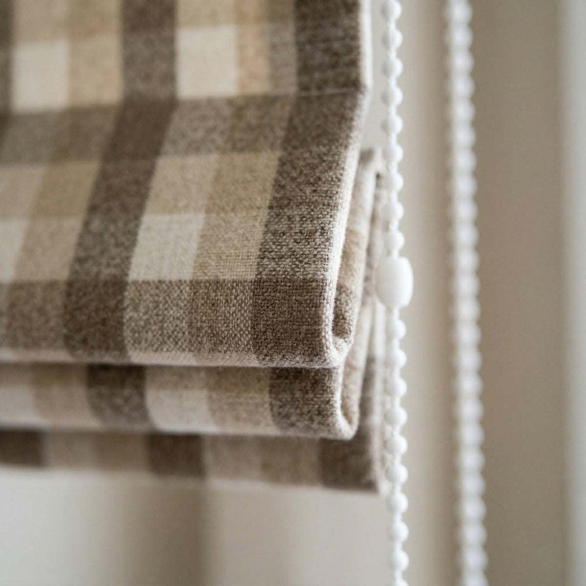 Custom Linen Plaid Roman Shades: Farmhouse Check Window Blinds (Light Filtering or Blackout) — image 2