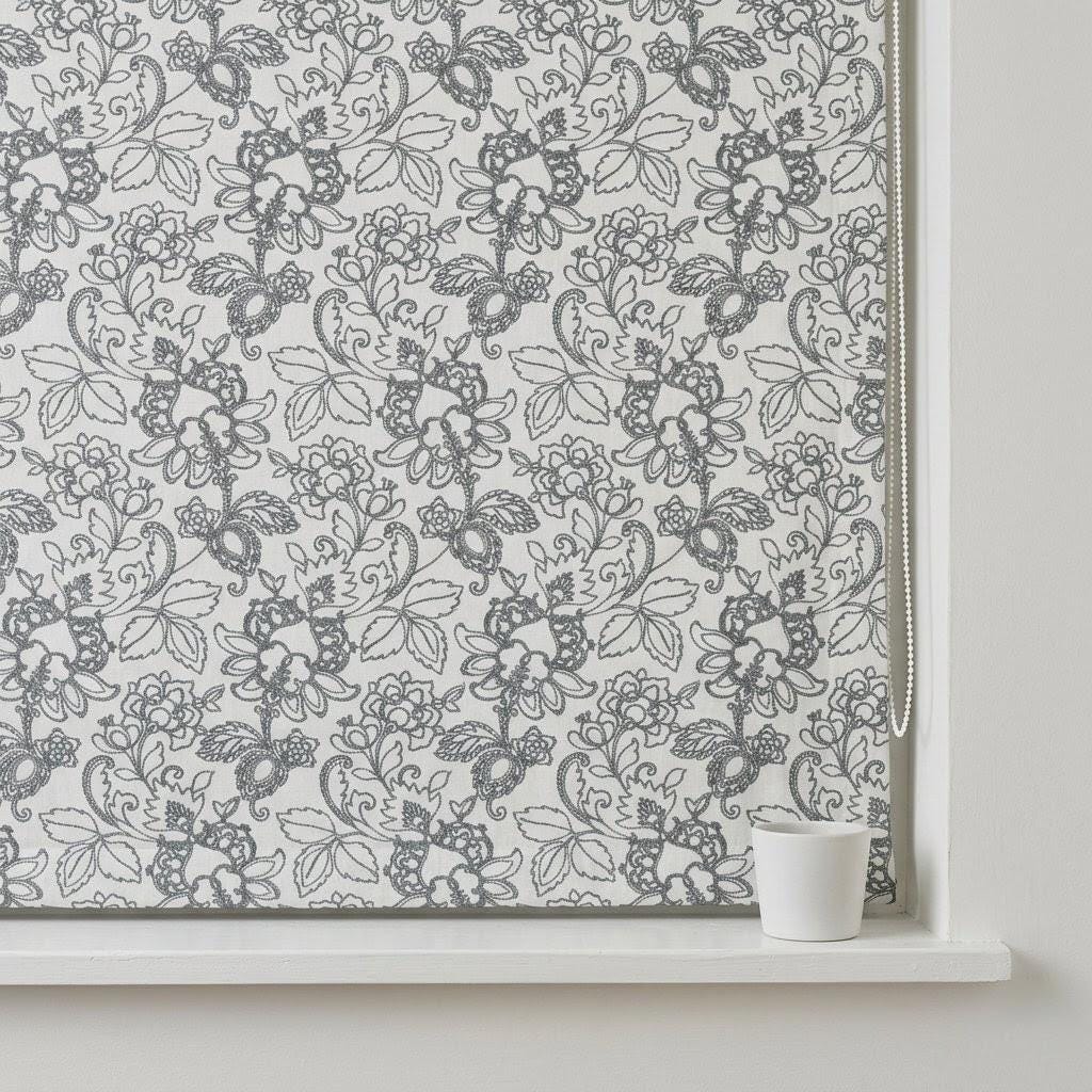 Embroidered Floral Linen Roman Shade, Botanical Window Blind, Custom Ivory Gray Shade — image 3