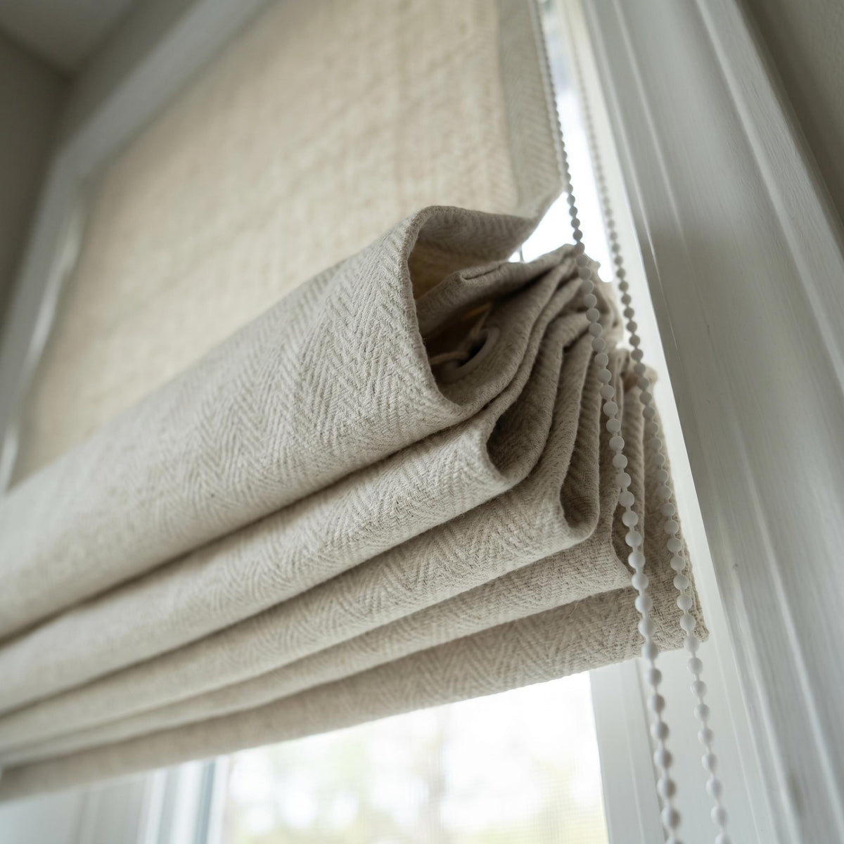 Herringbone Linen Roman Shade, Oatmeal Beige Textured Woven Blind, Custom Corded Window Shade, Blackout or Cotton Lined — image 2