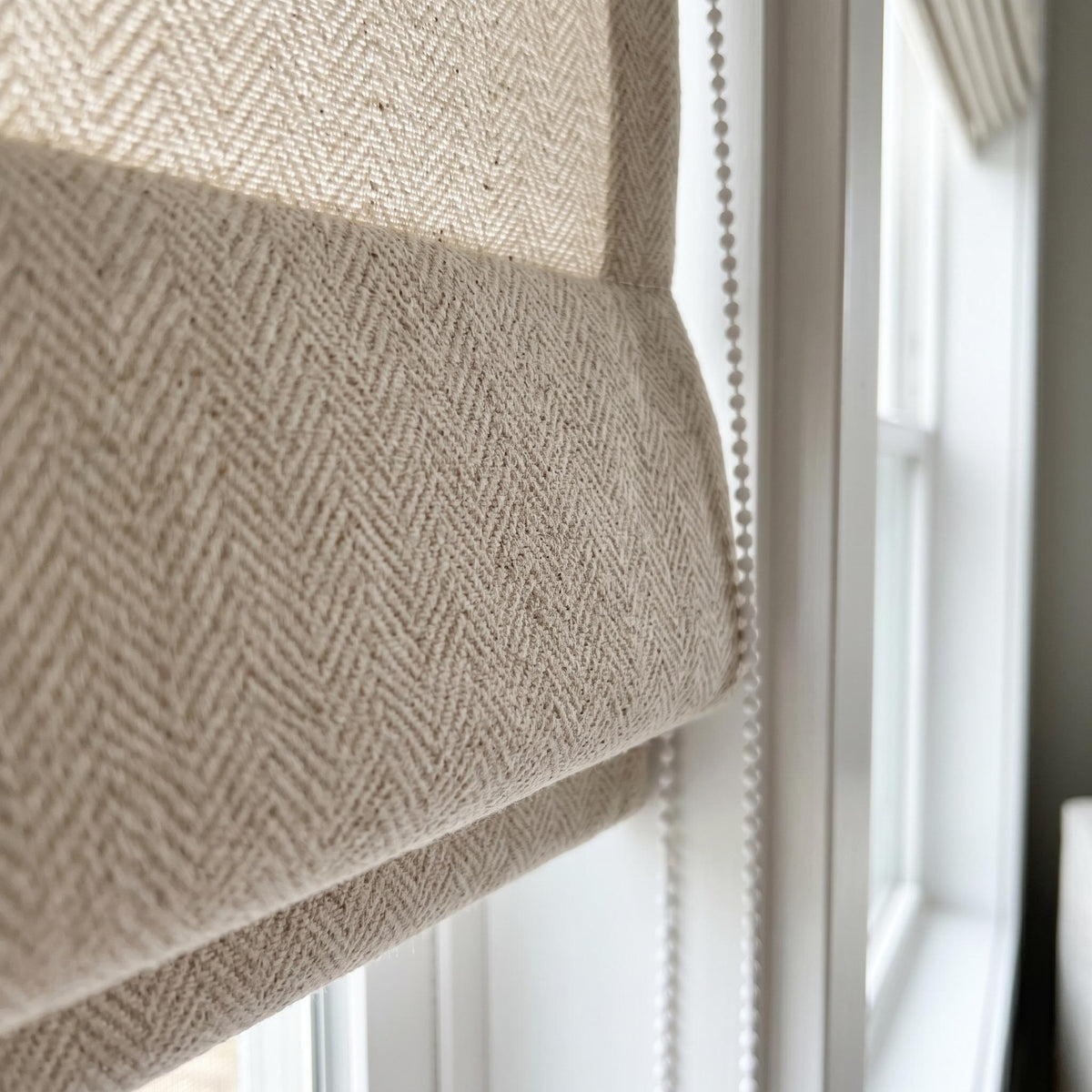 Herringbone Linen Roman Shade, Oatmeal Beige Textured Woven Blind, Custom Corded Window Shade, Blackout or Cotton Lined — image 8