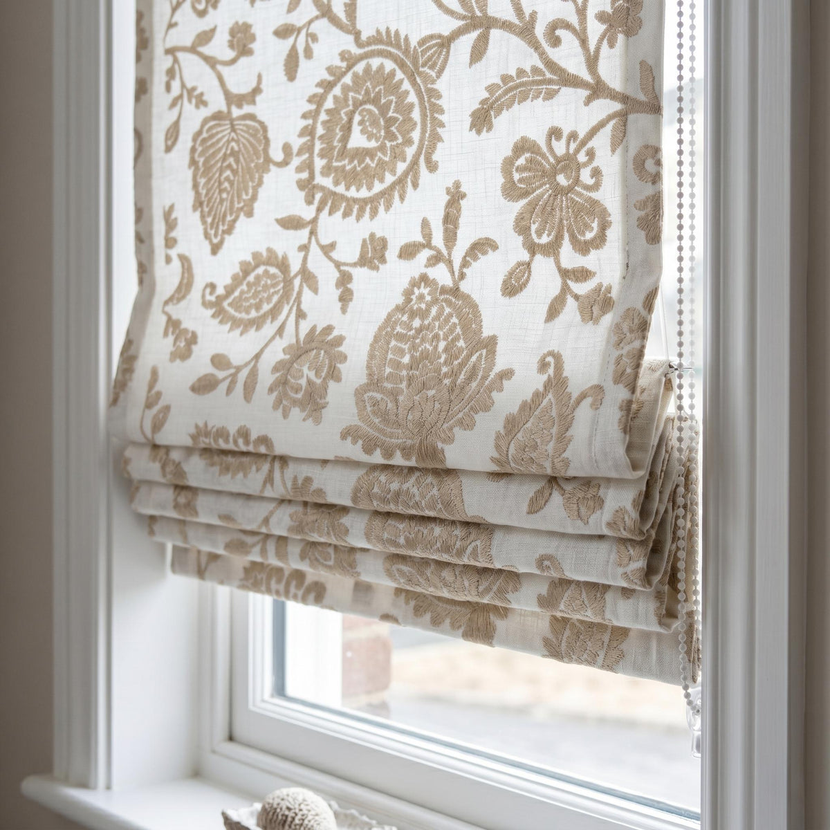 White Linen Roman Shade, Beige Floral Paisley Embroidered Corded Blind, Custom Blackout Window Shade — image 9