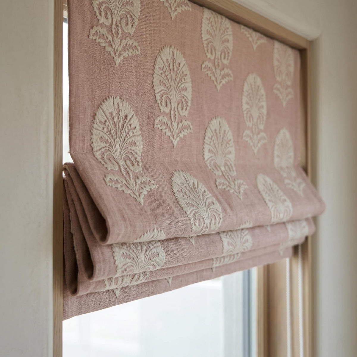 Dusty Mauve Linen Roman Shade, Ivory Embroidered Damask Blind, Custom Corded Blackout or Cotton Lined Window Shade — image 2