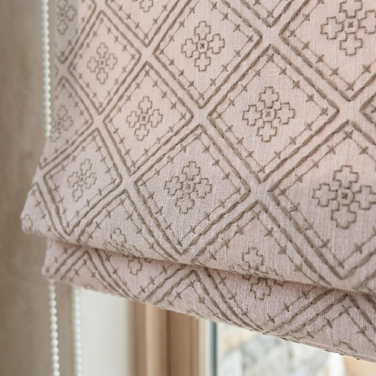 Light Pink Linen Roman Shade, Dusty Gray Embroidered Diamond Blind, Custom Corded Blackout or Cotton Lined Window Shade — image 3
