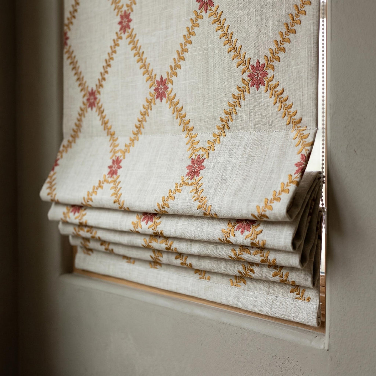 Natural Oatmeal Linen Roman Shade, Mustard Gold Fern Vine Embroidered Blind, Custom Corded Blackout Cotton Lined — image 4