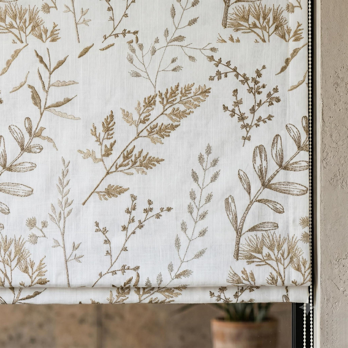 White Linen Roman Shade, Neutral Beige Wildflower Embroidered Blind, Custom Corded Blackout or Cotton Lined — image 4
