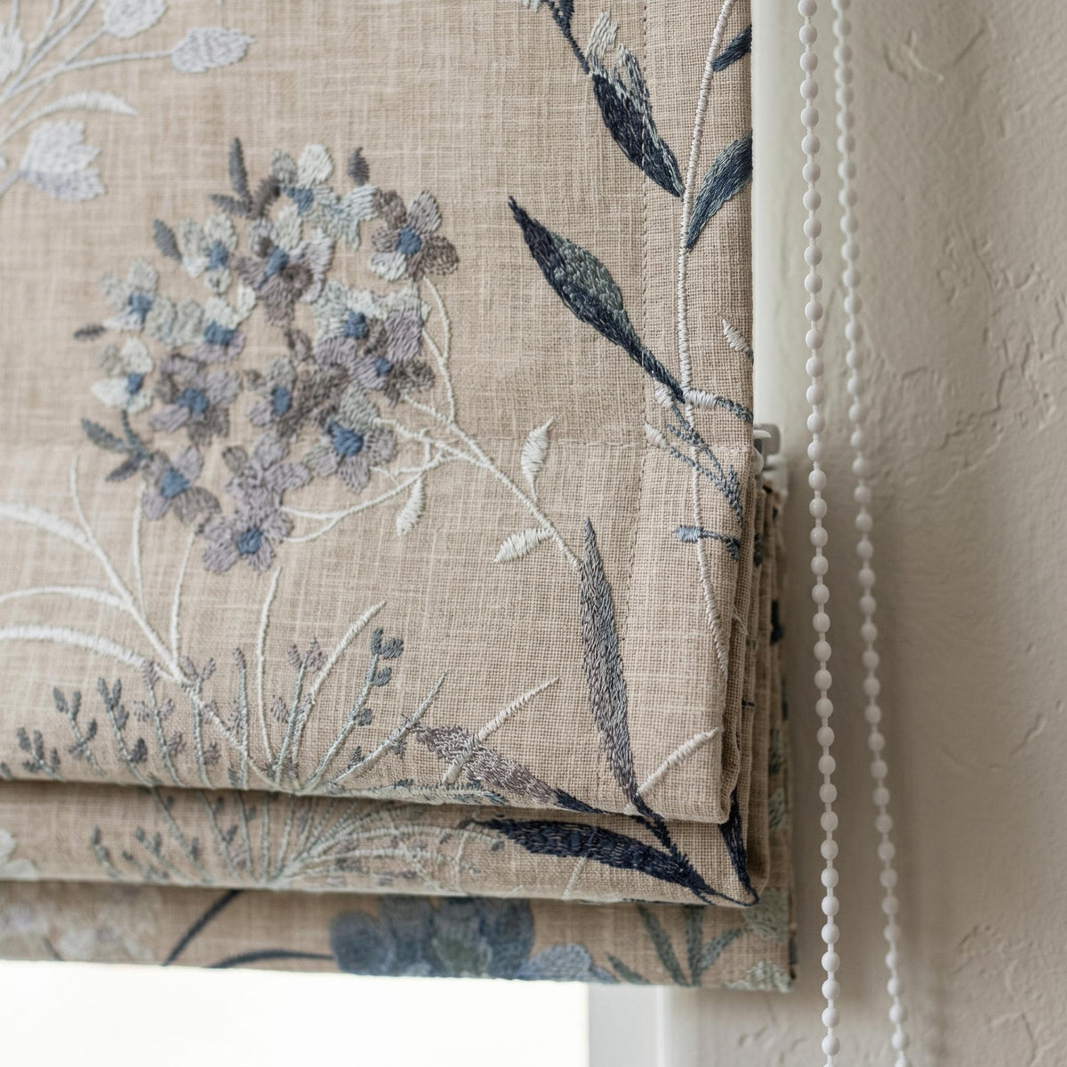 Natural Linen Roman Shade, Blue Ivory Embroidered Wildflower Blind, Custom Corded Window Shade, Blackout or Cotton Lined — image 3
