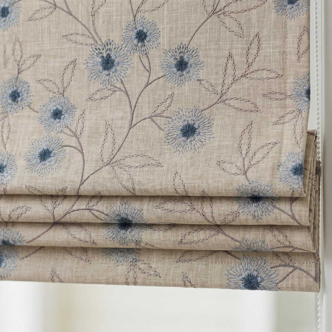 Natural Linen Roman Shade, Dusty Blue Daisy Embroidered Blind, Custom Corded Window Shade, Blackout or Cotton Lined — image 1