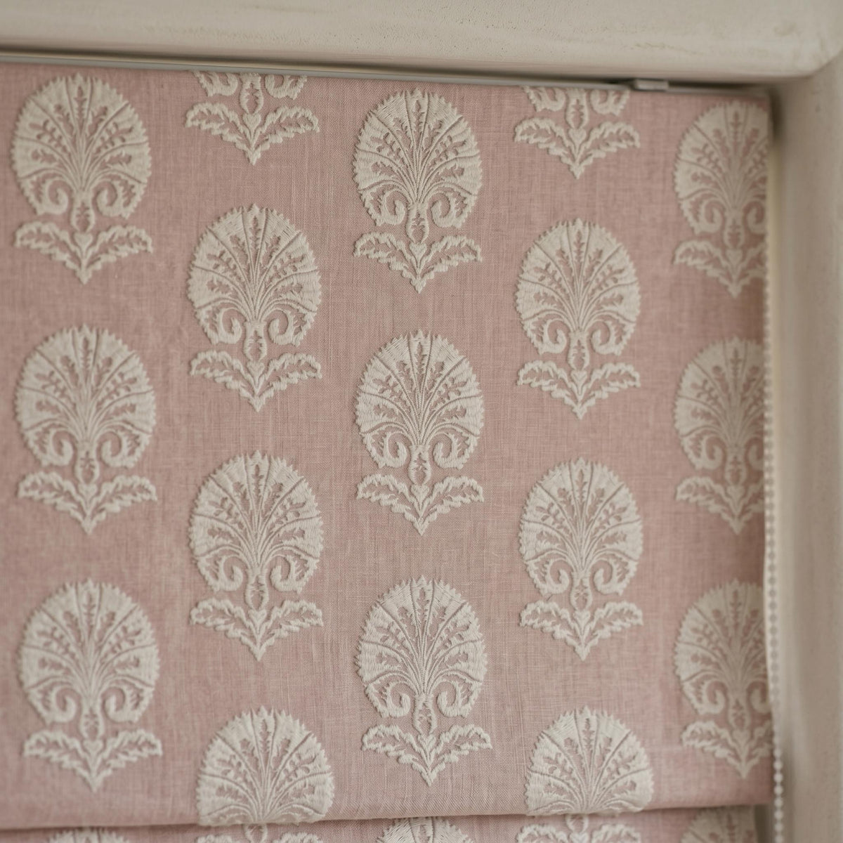 Dusty Mauve Linen Roman Shade, Ivory Embroidered Damask Blind, Custom Corded Blackout or Cotton Lined Window Shade — image 9
