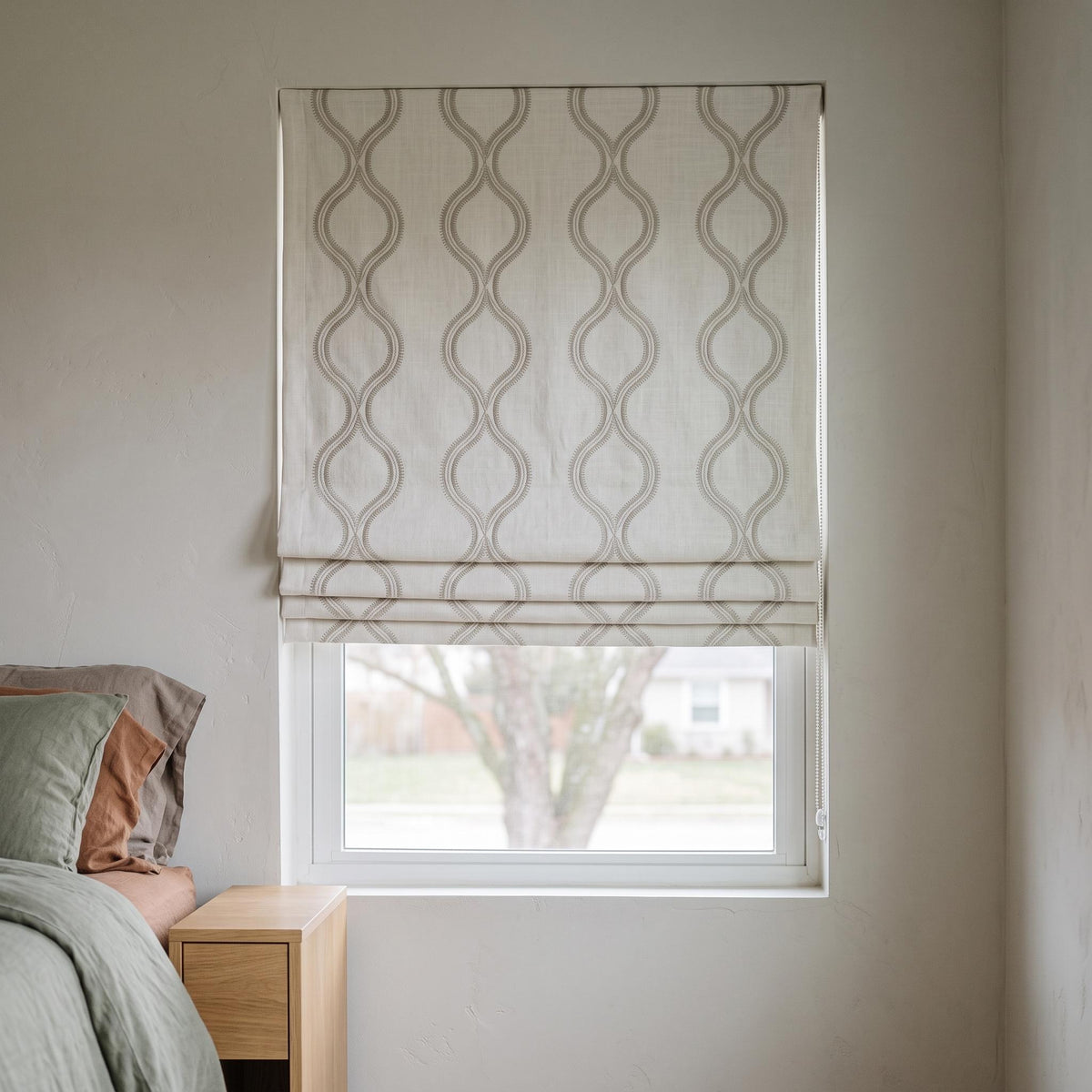 Off White Linen Roman Shade, Gray Embroidered Geometric Vine Blind, Custom Blackout Corded Window Shade — image 2