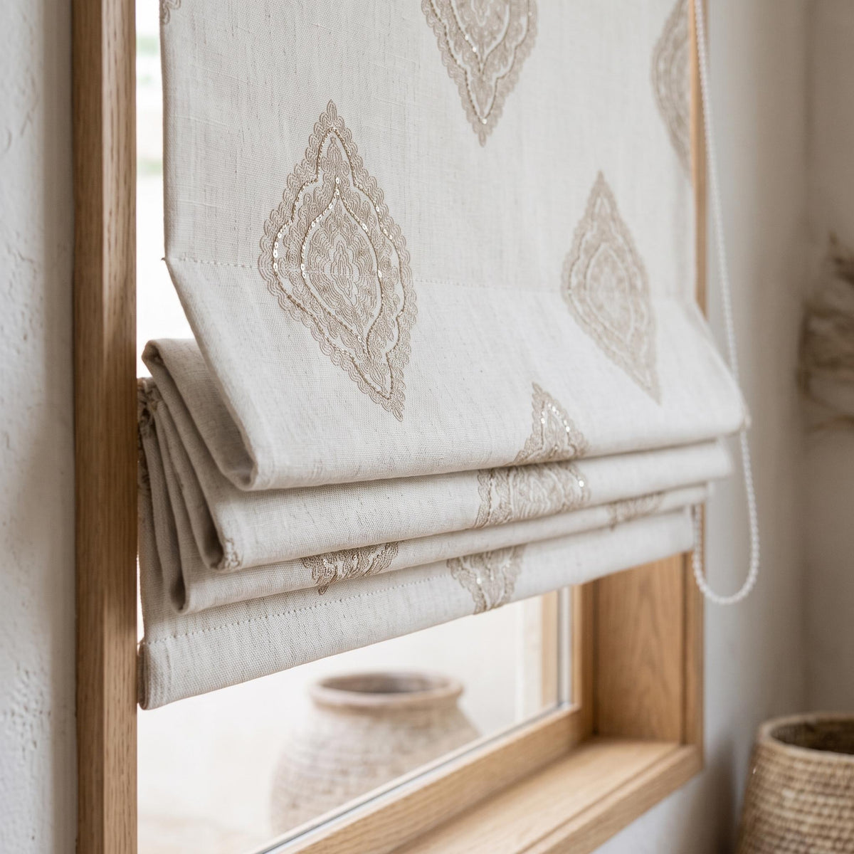 Custom Ivory Linen Roman Shade, Beige Gold Embroidered Damask Blind, Blackout Window Treatment, Corded Roman Blinds — image 3