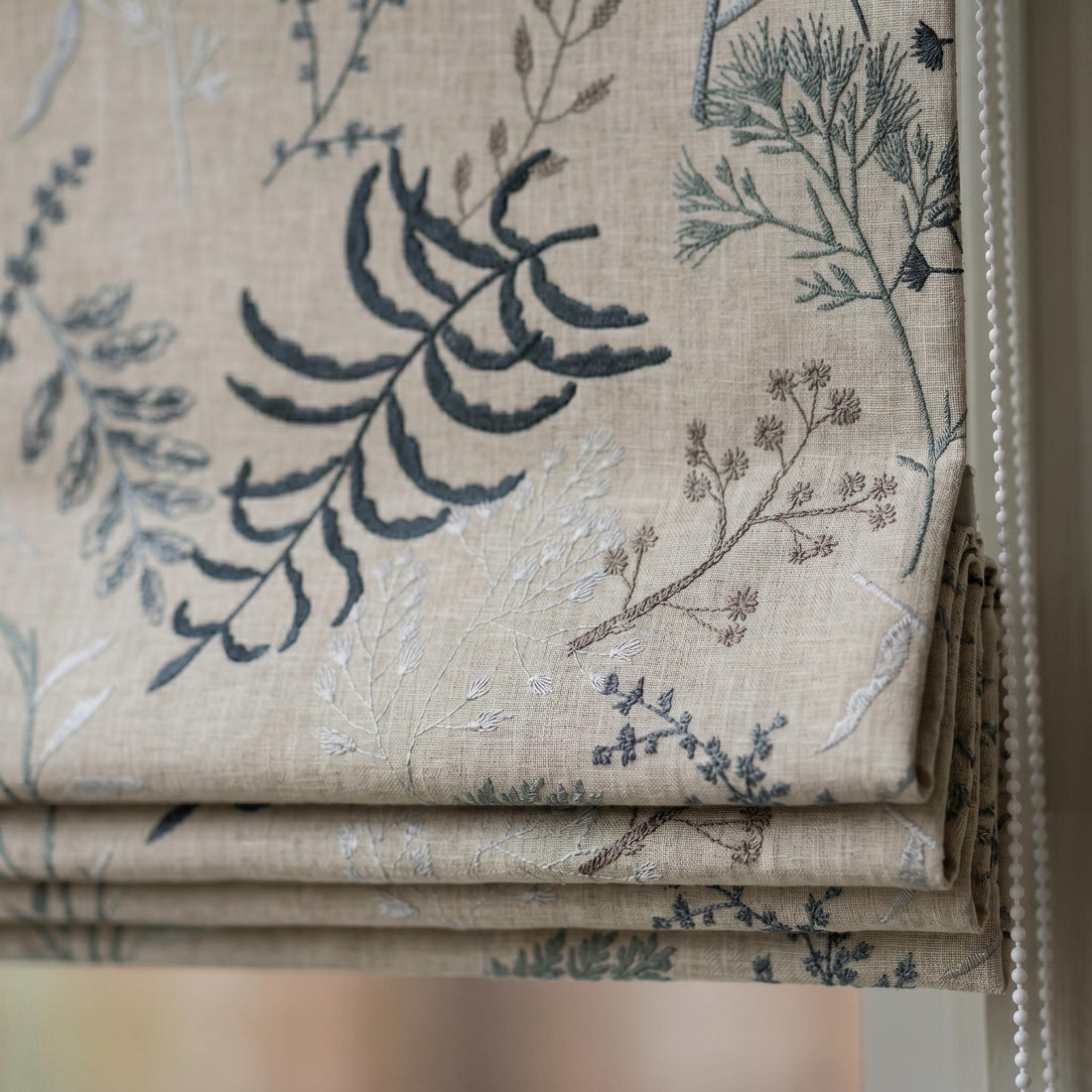 Natural Linen Roman Shade, Navy Blue Botanical Embroidered Blind, Custom Corded Window Shade, Blackout or Cotton Lined — image 1