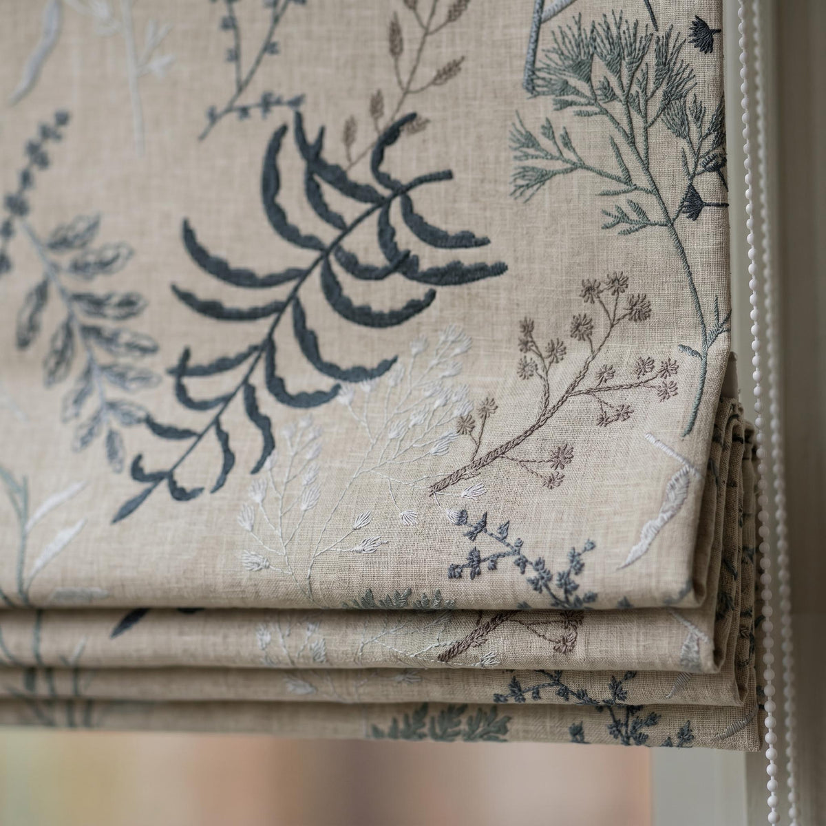 Natural Linen Roman Shade, Navy Blue Botanical Embroidered Blind, Custom Corded Window Shade, Blackout or Cotton Lined — image 1