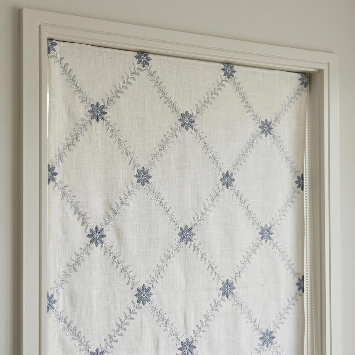 Off White Linen Roman Shade, Silver Gray Blue Embroidered Trellis Blind, Custom Corded Window Shade, Blackout or Cotton Lined — image 5