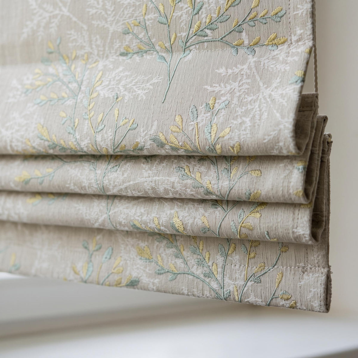 Custom Roman Shades, Oatmeal Linen Botanical Embroidered Roman Blind, Blackout Corded Window Treatment, Sage Yellow Leaf Shade — image 4