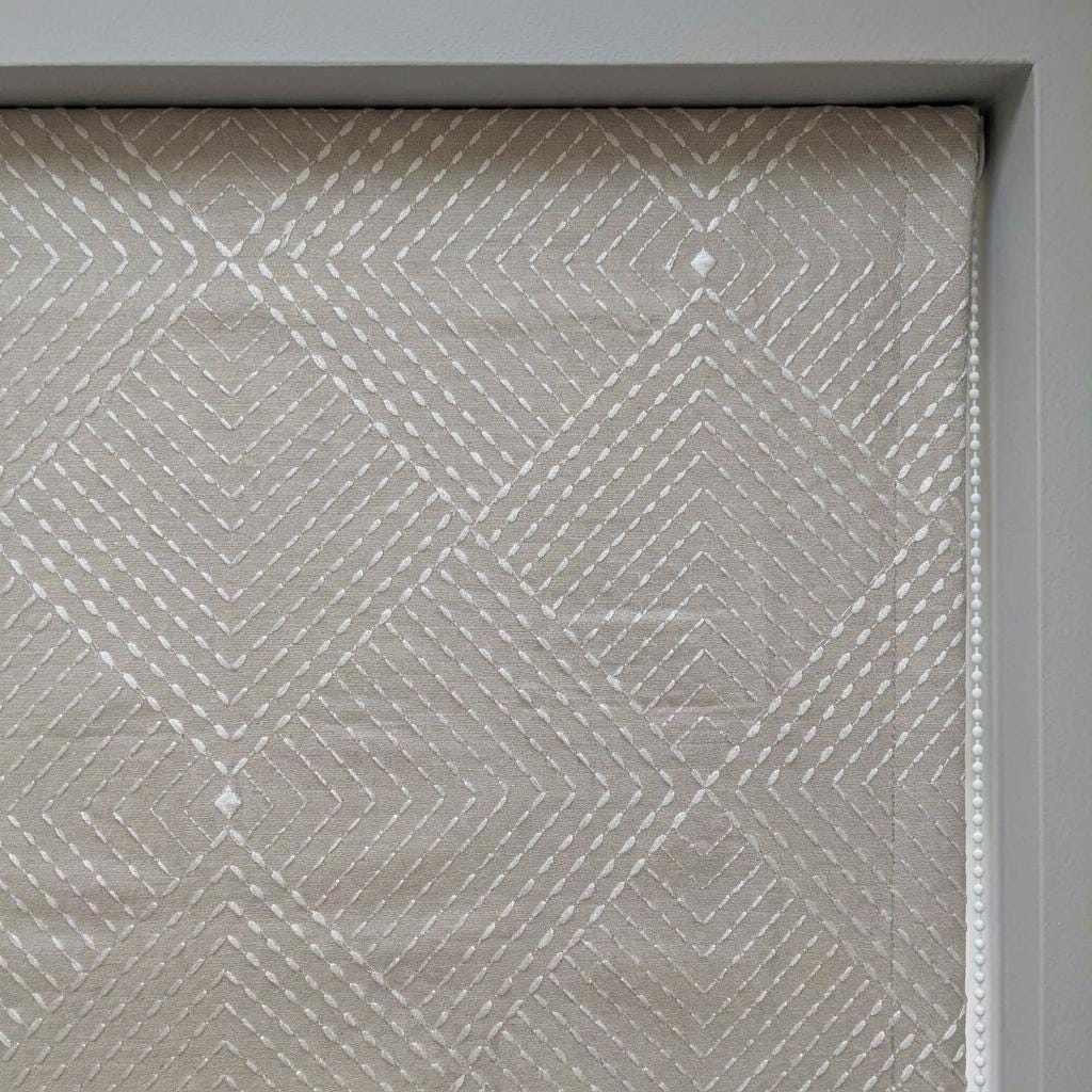 Seminatural Pearl Linen Roman Shade, White Diamond Geometric Embroidered Blind, Blackout or Light Filtering — image 1