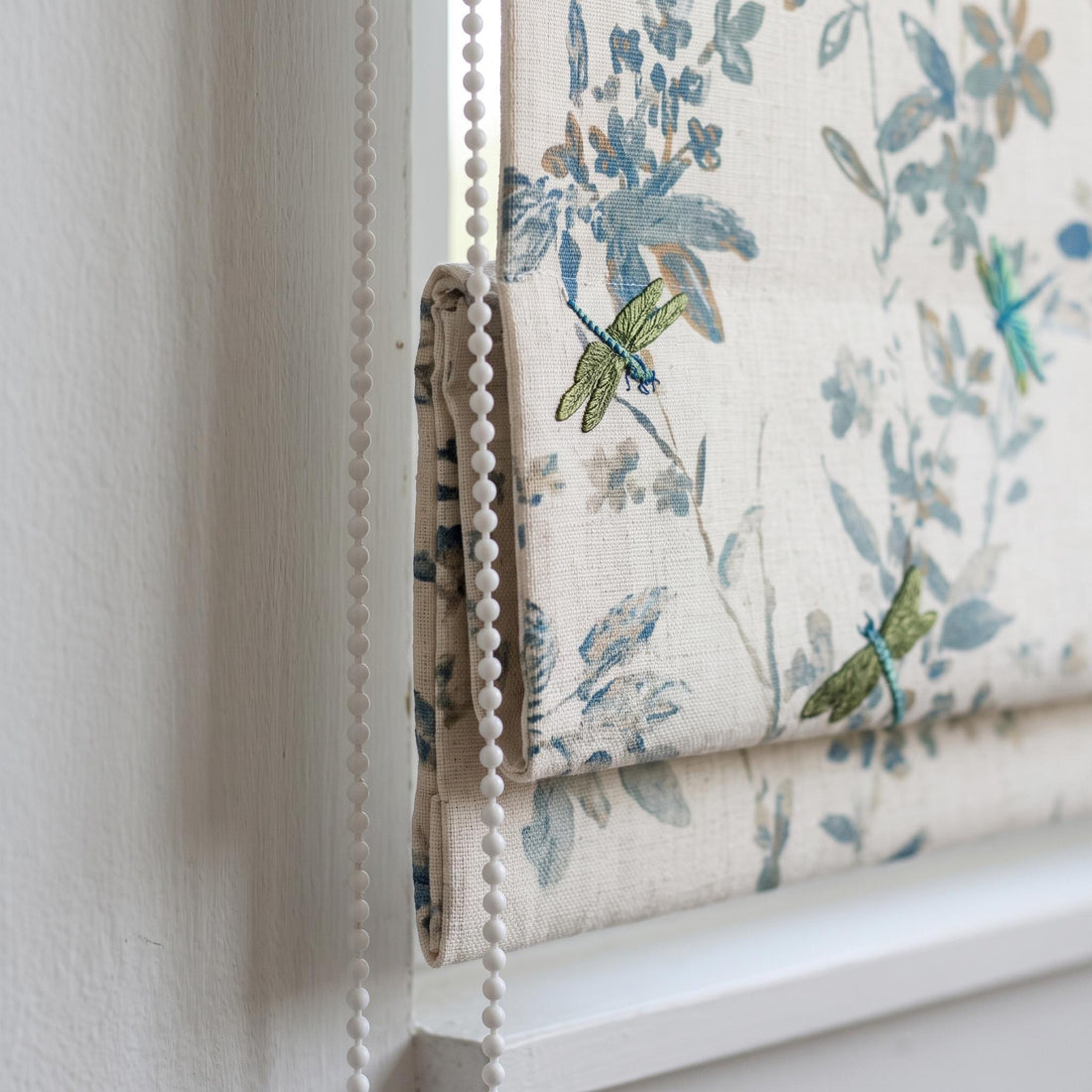 Ivory Blue Green Pure Linen Roman Shade, Embroidered Dragonfly Botanical Custom Corded Blind, Blackout or Light Filtering Window Shade — image 1