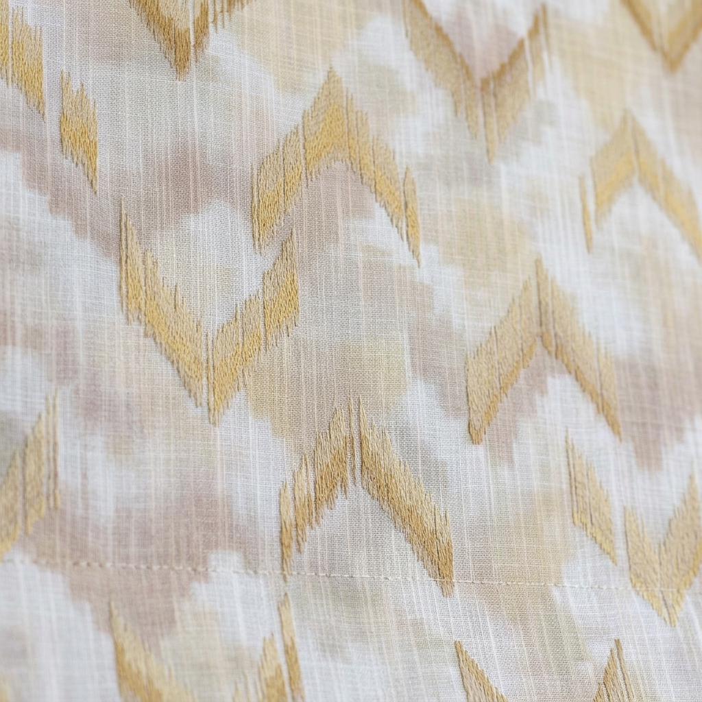 Ivory Beige Linen Roman Shade, Taupe Embroidered Ogee Diamond Trellis, Custom Blackout or Light Filtering Window Blind — image 4