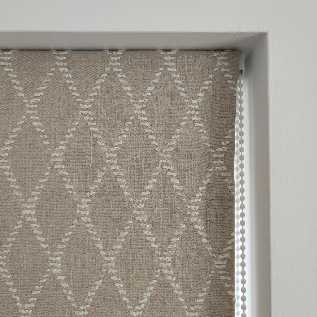 Natural Beige Linen Roman Shade, Ivory Diamond Trellis Embroidered Blind, Custom Corded Blackout Window Shade — image 3